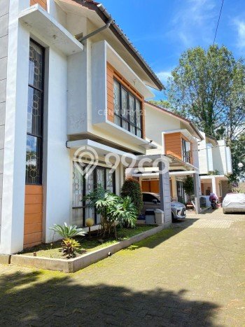 Rumah Modern Minimalis 4 Kamar Bisa Langsung Pindah di Ngamprah Rumah Modern Minimalis 4 Kamar Bisa Langsung Pindah di Ngamprah