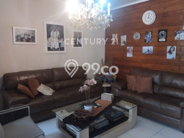 Rumah Mewah LB 320m2 Siap Pakai Desain Elegan di BKR, Bandung Rumah Mewah LB 320m2 Siap Pakai Desain Elegan di BKR, Bandung