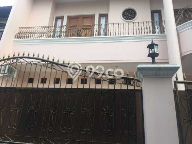Disewakan Segera Rumah Kondisi Baik di Kawasan Kebayoran Baru, Jakarta Selatan Disewakan Segera Rumah Kondisi Baik di Kawasan Kebayoran Baru, Jakarta Selatan