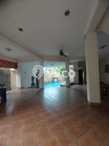 Rumah Elit Modern Tanpa Renovasi di Kemang Jakarta Selatan Rumah Elit Modern Tanpa Renovasi di Kemang Jakarta Selatan