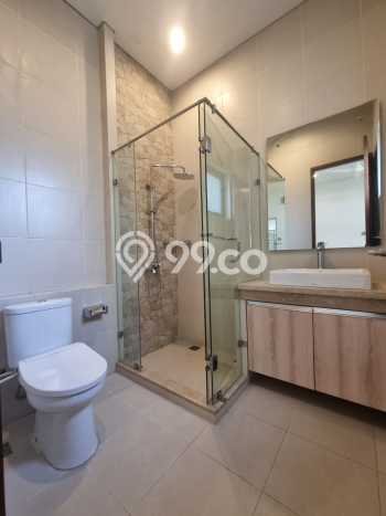 PRIME PROPERTY! Rumah di , 5 KM, Area Elite, LT 500m2m² LB 480m2m² PRIME PROPERTY! Rumah di , 5 KM, Area Elite, LT 500m2m² LB 480m2m²