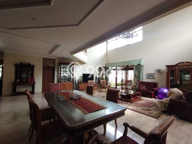 Dijual Rumah Premium dengan Fasilitas Sekitar Komplit di Cilandak, Jakarta Selatan Dijual Rumah Premium dengan Fasilitas Sekitar Komplit di Cilandak, Jakarta Selatan