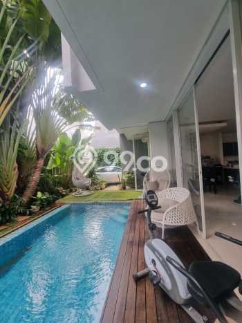 Rumah Luxury Modern Tanpa Renovasi di Cipete Jakarta Selatan Rumah Luxury Modern Tanpa Renovasi di Cipete Jakarta Selatan