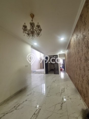 Rumah Mewah LB 200m2 Siap Huni Desain Elegan di Pondok Indah, Jakarta Selatan Rumah Mewah LB 200m2 Siap Huni Desain Elegan di Pondok Indah, Jakarta Selatan