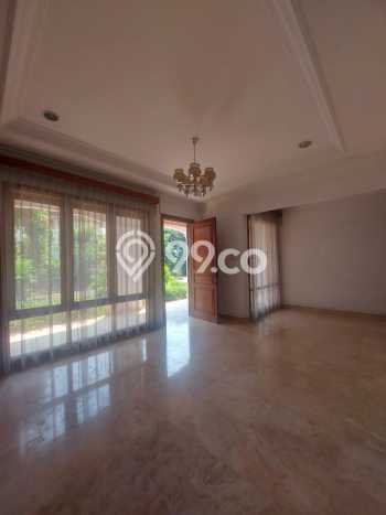 Siap Huni Rumah Mewah 5 Kamar di Mampang Prapatan Dekat ke Mana Pun Siap Huni Rumah Mewah 5 Kamar di Mampang Prapatan Dekat ke Mana Pun