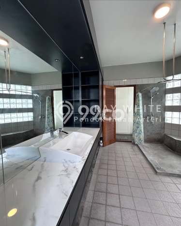 Hunian Modern Disewakan di Pondok Indah Jakarta Selatan 4 KT & 3 KM Hunian Modern Disewakan di Pondok Indah Jakarta Selatan 4 KT & 3 KM