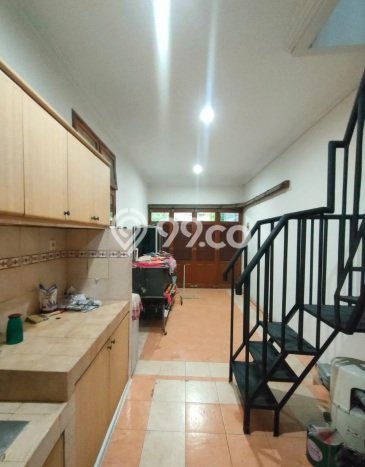 Dijual Rumah Premium dengan Fasilitas Sekitar Lengkap di Pesanggrahan, Jakarta Selatan Dijual Rumah Premium dengan Fasilitas Sekitar Lengkap di Pesanggrahan, Jakarta Selatan