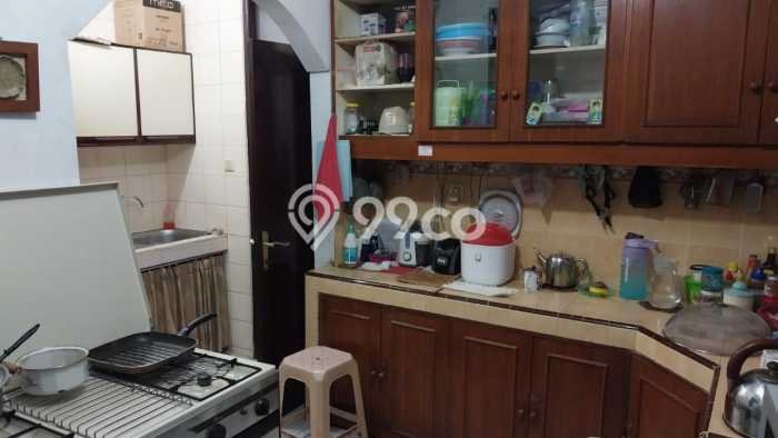 Rumah Elit LB 267m2 Siap Huni Desain Elegan di Pondok Indah, Jakarta Selatan Rumah Elit LB 267m2 Siap Huni Desain Elegan di Pondok Indah, Jakarta Selatan