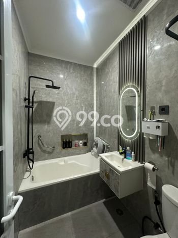 Rumah Luxury Modern Siap Huni di Kemanggisan Jakarta Barat Rumah Luxury Modern Siap Huni di Kemanggisan Jakarta Barat