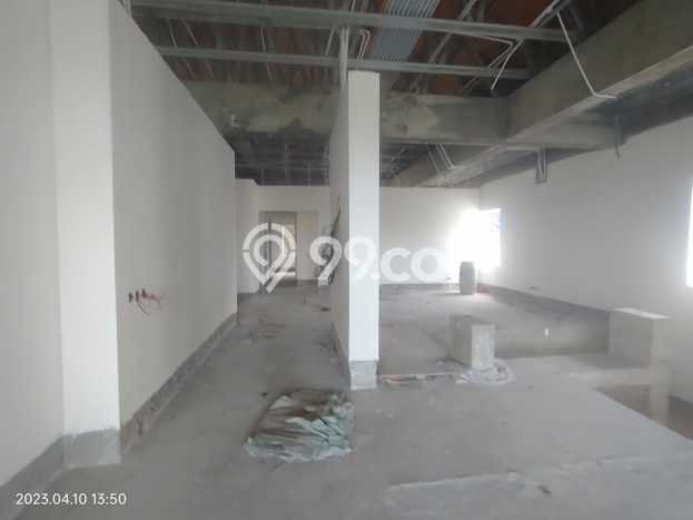 Hunian Mewah LB 1000m2 Siap Huni Desain Elegan di Pondok Indah, Jakarta Selatan Hunian Mewah LB 1000m2 Siap Huni Desain Elegan di Pondok Indah, Jakarta Selatan