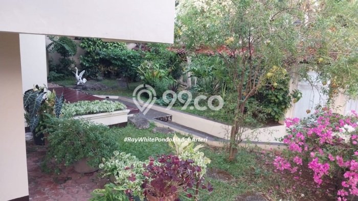 Rumah Elit LB 267m2 Siap Huni Desain Elegan di Pondok Indah, Jakarta Selatan Rumah Elit LB 267m2 Siap Huni Desain Elegan di Pondok Indah, Jakarta Selatan