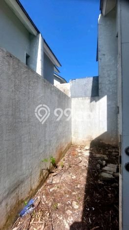Jual Rumah Strategis Bagus Punya 3 KT di Setu Tangerang Selatan - Jual Rumah Strategis Bagus Punya 3 KT di Setu Tangerang Selatan -