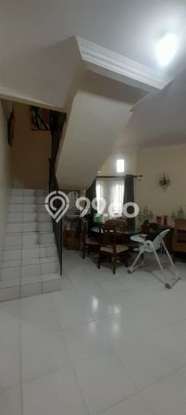 Jual Rumah Strategis Bagus Punya 3 KT di Ciledug Tangerang SHM Jual Rumah Strategis Bagus Punya 3 KT di Ciledug Tangerang SHM