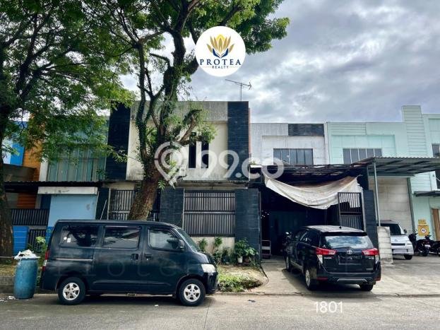 Jual Gudang Strategis Kawasan Serpong, Luas 730m², Mainroad, Area Bisnis Jual Gudang Strategis Kawasan Serpong, Luas 730m², Mainroad, Area Bisnis