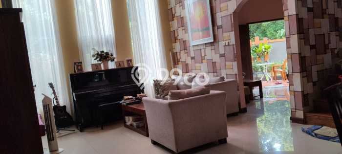 Ready to Use! Luxury House LT 300m2 Desain Elegan di BSD Kencana Loka Ready to Use! Luxury House LT 300m2 Desain Elegan di BSD Kencana Loka