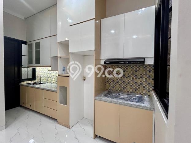 For Sale Rumah Mewah Exclusive di BSD, Tangerang Selatan For Sale Rumah Mewah Exclusive di BSD, Tangerang Selatan