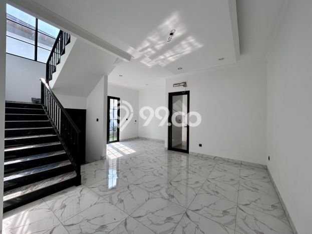 For Sale Rumah Elit Exclusive di BSD, Tangerang Selatan For Sale Rumah Elit Exclusive di BSD, Tangerang Selatan