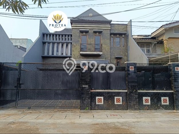 Dijual Rumah Luas Elegan Dengan View Eksklusif di Meruya, Jakarta Barat Dijual Rumah Luas Elegan Dengan View Eksklusif di Meruya, Jakarta Barat