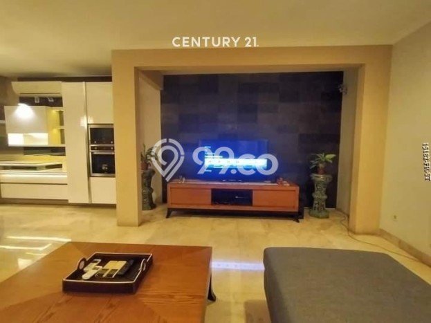 Rumah Mewah LB 477m2 Siap Huni Desain Elegan di Pondok Indah, Jakarta Selatan Rumah Mewah LB 477m2 Siap Huni Desain Elegan di Pondok Indah, Jakarta Selatan