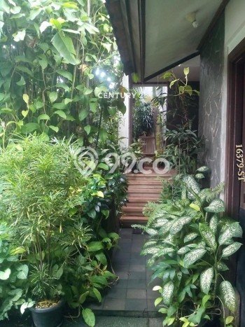 Hunian Elit LB 302m2 Siap Pakai Desain Elegan di Sektor 6 - Bintaro, Tangerang Selatan Hunian Elit LB 302m2 Siap Pakai Desain Elegan di Sektor 6 - Bintaro, Tangerang Selatan