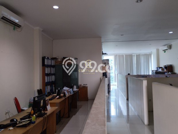 Ruko di , Luas 800m2m², Kawasan Bisnis, Ramai Ruko di , Luas 800m2m², Kawasan Bisnis, Ramai