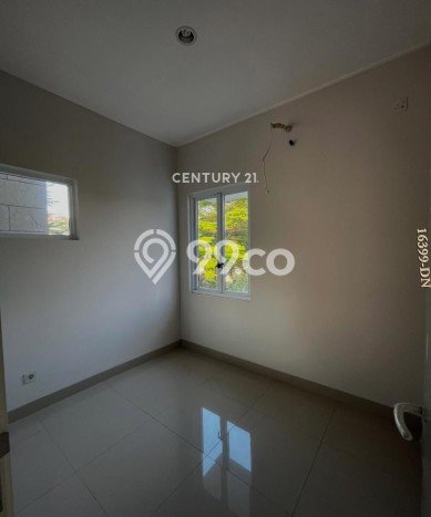 For Sale Hunian Rumah Terawat 4 Kamar di Sektor 7-Bintaro, Tangerang Selatan For Sale Hunian Rumah Terawat 4 Kamar di Sektor 7-Bintaro, Tangerang Selatan
