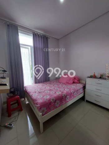 For Sale Hunian Rumah Terawat 4 KT di Bintaro, Tangerang Selatan For Sale Hunian Rumah Terawat 4 KT di Bintaro, Tangerang Selatan