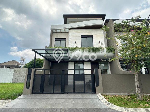 For Sale! Luxury House LT 240m2 Desain Elegan di Graha For Sale! Luxury House LT 240m2 Desain Elegan di Graha