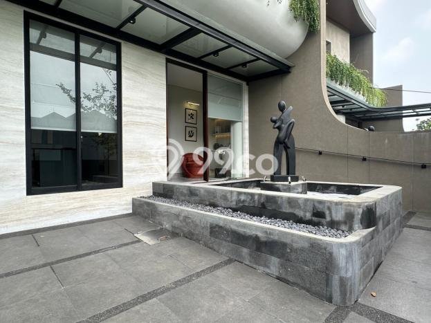 For Sale! Luxury House LT 240m2 Desain Elegan di Graha For Sale! Luxury House LT 240m2 Desain Elegan di Graha