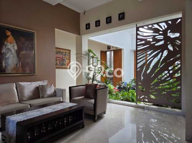 Rumah Elit Modern Siap Huni di Rawamangun Jakarta Timur Rumah Elit Modern Siap Huni di Rawamangun Jakarta Timur