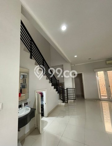 Siap Huni Rumah Mewah 6 Kamar di Kelapa Gading Dekat ke Mana Pun Siap Huni Rumah Mewah 6 Kamar di Kelapa Gading Dekat ke Mana Pun