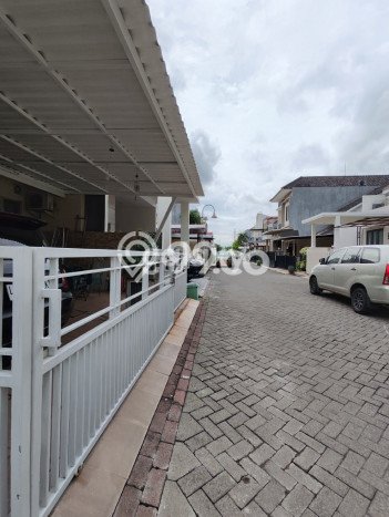 Kesempatan Memiliki Rumah 3 KT 1 KM di Lokasi Strategis, Surabaya Kesempatan Memiliki Rumah 3 KT 1 KM di Lokasi Strategis, Surabaya