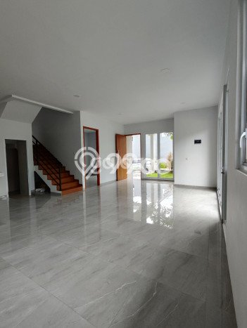 Investasi Masa Depan 3 Kamar Tidur Akses Mudah di Kawasan Prospektif , Surabaya Investasi Masa Depan 3 Kamar Tidur Akses Mudah di Kawasan Prospektif , Surabaya