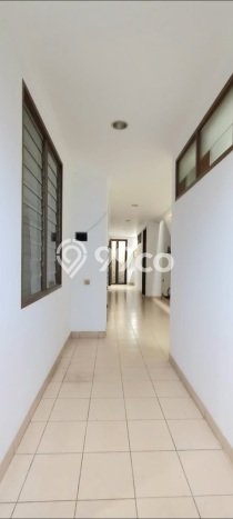 Dijual Rumah Luas Megah Dengan View Eksklusif di Villa Meruya, Jakarta Barat Dijual Rumah Luas Megah Dengan View Eksklusif di Villa Meruya, Jakarta Barat