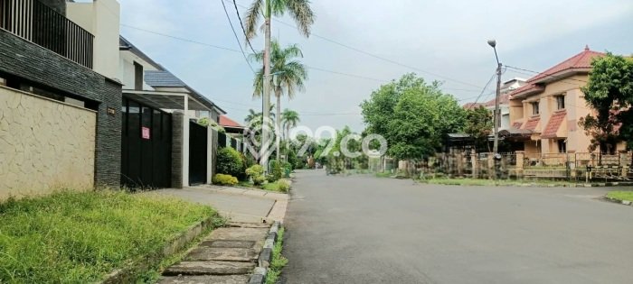 Dijual Rumah Luas Megah Dengan View Eksklusif di Villa Meruya, Jakarta Barat Dijual Rumah Luas Megah Dengan View Eksklusif di Villa Meruya, Jakarta Barat