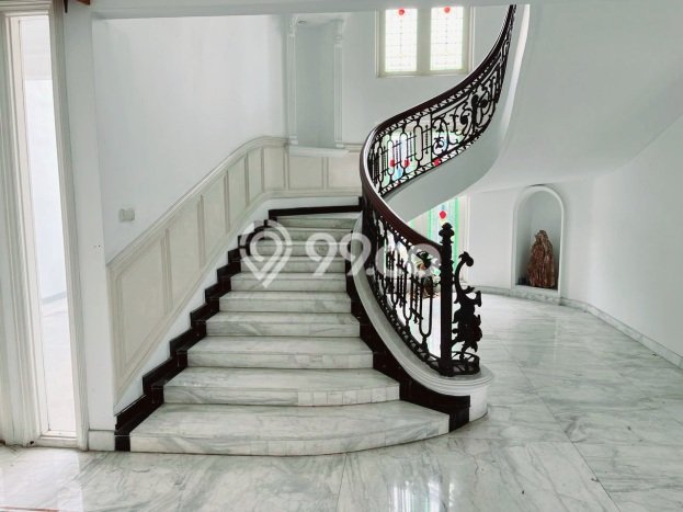 Hunian Mewah LB 850m2 Siap Pakai Desain Elegan di Permata Hijau, Jakarta Selatan Hunian Mewah LB 850m2 Siap Pakai Desain Elegan di Permata Hijau, Jakarta Selatan