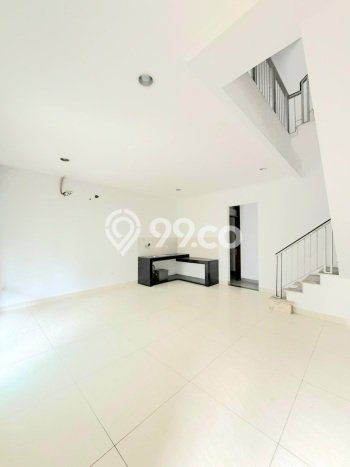 Jual Rumah Mewah Elegan Dengan View Eksklusif di Pantai Indah Kapuk, Jakarta Utara Jual Rumah Mewah Elegan Dengan View Eksklusif di Pantai Indah Kapuk, Jakarta Utara