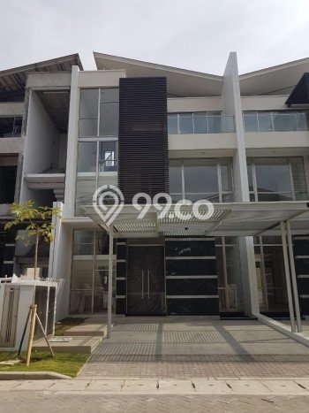 Ready to Use! Premium House LT 200m2 Desain Elegan di Pantai Indah Kapuk Ready to Use! Premium House LT 200m2 Desain Elegan di Pantai Indah Kapuk