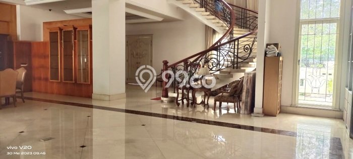 Rumah Luxury Modern Tanpa Renovasi di Pluit Jakarta Utara Rumah Luxury Modern Tanpa Renovasi di Pluit Jakarta Utara