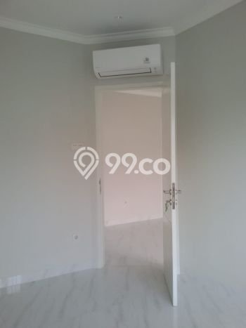 Rumah Elit Modern Siap Huni di Pantai Indah Kapuk Jakarta Utara Rumah Elit Modern Siap Huni di Pantai Indah Kapuk Jakarta Utara