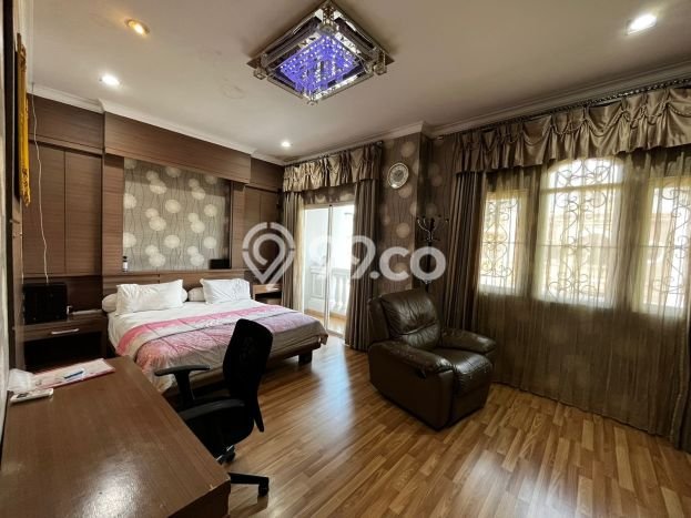 Rumah Elit Modern Tanpa Renovasi di Pluit Jakarta Utara Rumah Elit Modern Tanpa Renovasi di Pluit Jakarta Utara