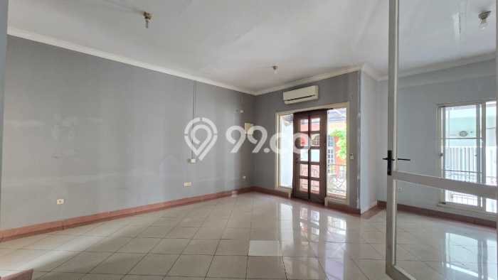 Disewakan! Rumah 3 Kamar Tidur &
2 Kamar Mandi di Pantai Indah Kapuk, Jakarta Utara Disewakan! Rumah 3 Kamar Tidur &
2 Kamar Mandi di Pantai Indah Kapuk, Jakarta Utara