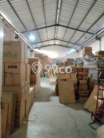 Lokasi Strategis! Dijual Gudang Bisnis di Penjaringan, Jakarta Utara Kondisi Bagus Lokasi Strategis! Dijual Gudang Bisnis di Penjaringan, Jakarta Utara Kondisi Bagus