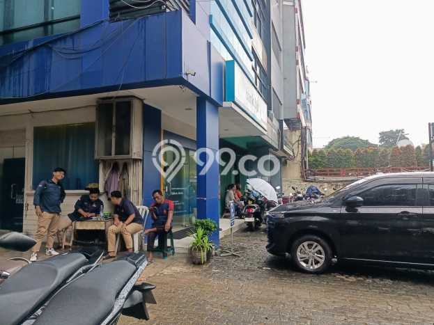 Ruko Disewakan di Kawasan Ramai Kebon Jeruk, Jakarta Barat Ruko Disewakan di Kawasan Ramai Kebon Jeruk, Jakarta Barat