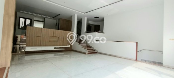 Dijual Rumah Luas Megah Dengan View Eksklusif di Villa Meruya, Jakarta Barat Dijual Rumah Luas Megah Dengan View Eksklusif di Villa Meruya, Jakarta Barat