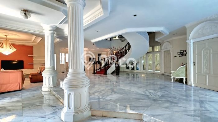 Rumah Sewa Jakarta Utara LT 516m2 LB 600m2 Area Pluit Rumah Sewa Jakarta Utara LT 516m2 LB 600m2 Area Pluit