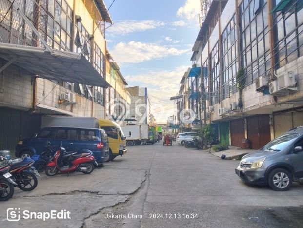 Ruko untuk disewa di Penjaringan punya LT 60m2 & LB 60m2 harga sewa kompetitif Ruko untuk disewa di Penjaringan punya LT 60m2 & LB 60m2 harga sewa kompetitif