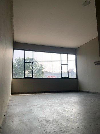 Area Strategis! Disewakan Ruko Lokasi Antapani, Bandung Cocok untuk Bisnis Area Strategis! Disewakan Ruko Lokasi Antapani, Bandung Cocok untuk Bisnis
