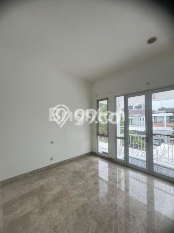 Hunian Elit LB 300m2 Siap Huni Desain Elegan di BSD City, Tangerang Hunian Elit LB 300m2 Siap Huni Desain Elegan di BSD City, Tangerang