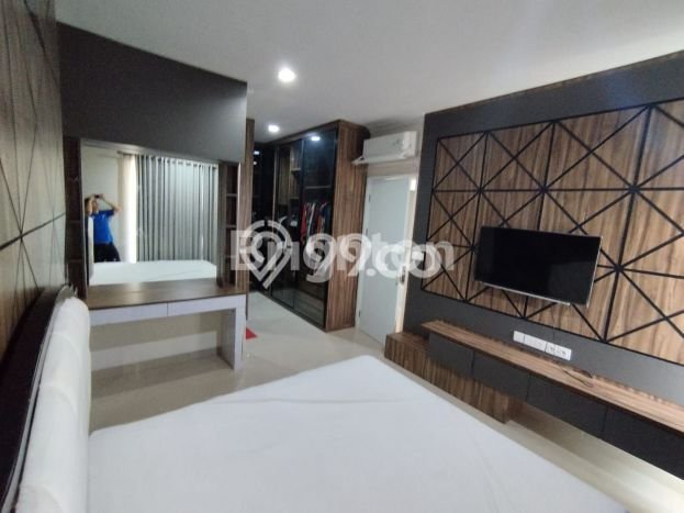 Siap Huni Rumah Mewah 5 Kamar di Pagedangan Dekat ke Mana Pun Siap Huni Rumah Mewah 5 Kamar di Pagedangan Dekat ke Mana Pun